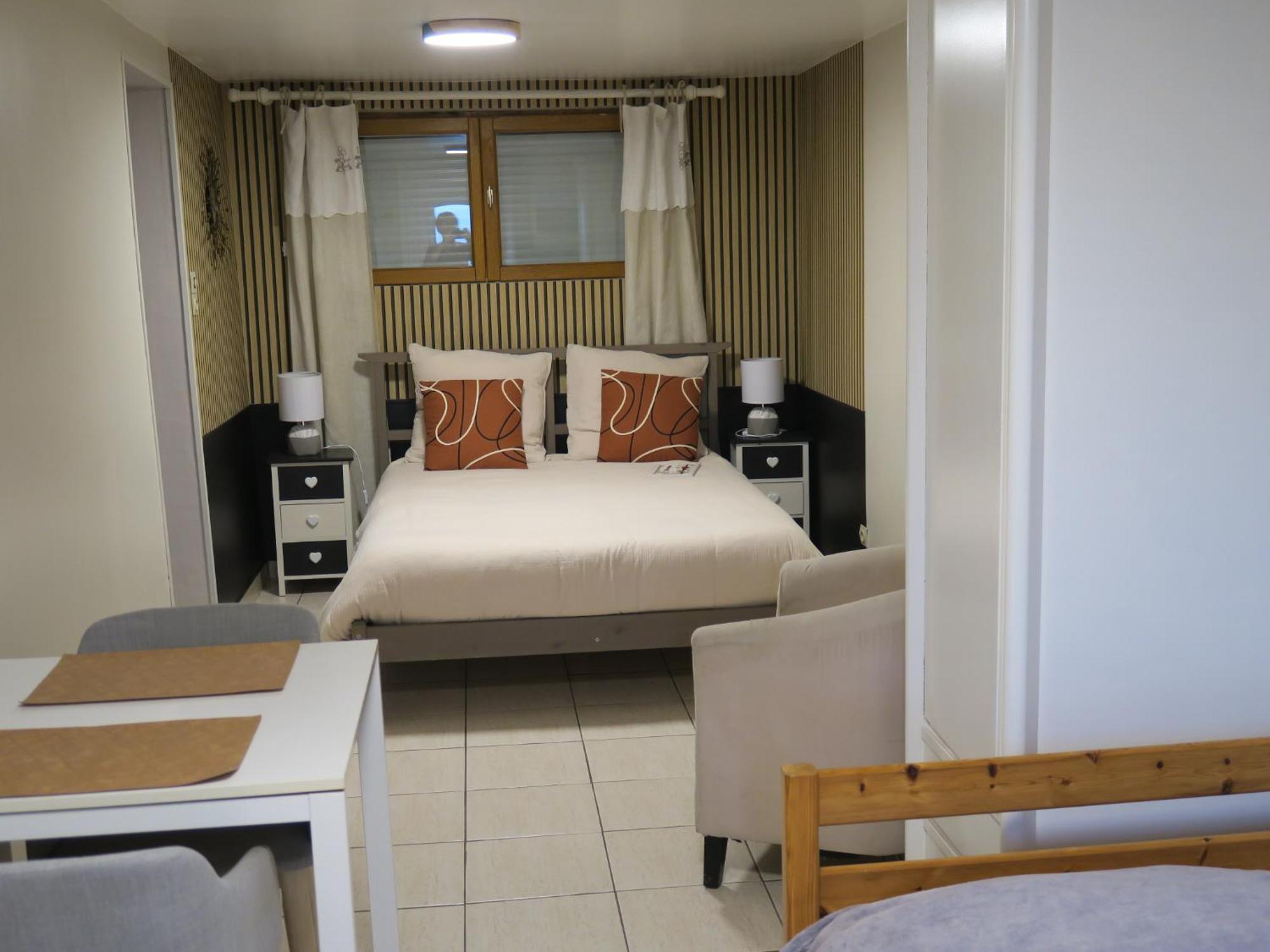 Les Collinades De Chalons Hotel Luaran gambar